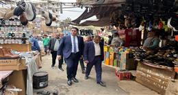 نائب محافظ القاهرة يتفقد المرحلة الثانية لتطوير سوق العتبة وشوارعها الحيوية