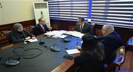 وزير الصحة يوجه بسرعة توريد مفاصل الركبة والحوض لإنهاء قوائم انتظار الجراحات