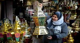 رحلة صناعة الفانوس الصاج في ورش المحلة الكبرى.. حُرّاس البهجة