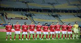 دموع وعتاب داخل غرفة ملابس الأهلي بعد التعادل مع البنك في الدوري