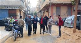 نائب محافظ القاهرة يوجه بالالتزام بالمواصفات الفنية لأعمال الرصف داخل الأحياء