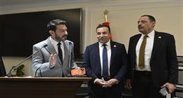 نقاش بين الفنان أحمد زاهر ووزيرة التضامن عن «أبلكيشن الرقابة الأبوية»