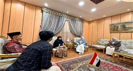 شيخ الأزهر يقدِّم دعمًا إنسانيًّا وماديًّا لأسرة الطالب الإندونيسي «شهيد العلم»