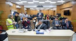 محافظ الدقهلية يوجّه بمتابعة شكاوى المواطنين: لا مكان للمكاتب اليوم