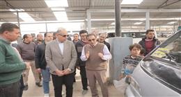محافظ المنيا يتفقد مواقف السيارات ومحطات الوقود لمتابعة تطبيق التعريفة الجديدة للمواصلات