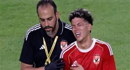 تفاصيل إصابة إمام عاشور في مباراة الأهلي وطلائع الجيش.. هل يلحق بمواجهة الترجي؟