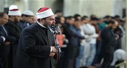 بروايات حفص والدوري وابن جماز وهشام.. قرّاء الجامع الأزهر يحيون تراويح ليلة 23 رمضان