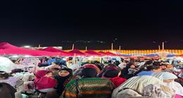 إقبال كبير على مهرجان التسوق في السويس قبل العيد.. ملابس وسلع بأسعار مميزة
