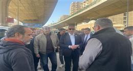 محافظ الجيزة يتفقد موقف المريوطية الحضاري لمتابعة الالتزام بالتعريفة الجديدة