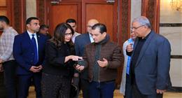 وزيرة الثقافة تتفقد الاستعدادات النهائية لافتتاح مسرح مصر