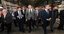 «الصناعة»: دعم المستثمر الوطني واستمرارية الإنتاج عقيدة ثابتة في استراتيجية الوزارة