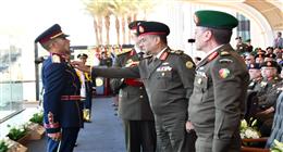 وزير الدفاع يشهد حفل انتهاء فترة الإعداد العسكرى لطلبة الأكاديمية العسكرية المصرية