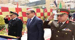 محافظ المنيا يستقبل المهنئين بالعيد القومي