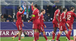 ثورة مرتقبة في ليفربول.. 6 أسماء مهددة بالرحيل بعد قرار محمد صلاح