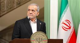 الرئيس الإيراني: لن نلتزم الصمت ولن نخضع للجرائم الأمريكية والإسرائيلية