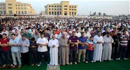 «الأوقاف» تتهيأُ لصلاة عيد الفطر بفرش الساحات وتهيئة المساجد لاستقبال المصلين