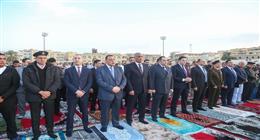 محافظ كفرالشيخ يوزع الهدايا على الأطفال وذوي الهمم بعد صلاة عيد الفطر