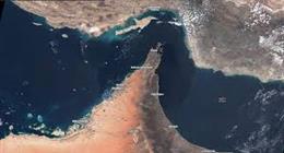 من الغذاء إلى الوقود.. كيف يتحكم مضيق هرمز في التجارة العالمية؟