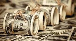 سعر الدولار مقابل الجنيه المصري في ختام تعاملات ثالث أيام عيد الفطر