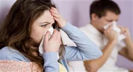 لو جالك برد أوعى تاكلها.. أطعمة ممنوعة وقت نزلات البرد