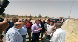 محافظ أسوان: رصف المرحلة الأخيرة من طريق «بلانة - كلابشة» مطلع أبريل المقبل