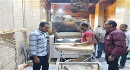 محافظ المنيا: حملات رقابية مكثفة ومرور ميداني لإحكام السيطرة على الأسواق والمخابز