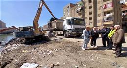 محافظ القليوبية يتابع أعمال تطهير ترعة الشرقاوية بحي غرب شبرا الخيمة