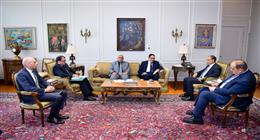 وزير الخارجية يتابع مع رئيس جامعة القاهرة التحضيرات الجارية لاحتفالية يوم أفريقيا