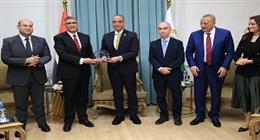 محافظ الجيزة: نحرص على تقدير كل من ساهم في خدمة المحافظة