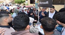 رئيس جامعة بنها ومايكروسوفت يبحثان دمج الذكاء الاصطناعي في المنظومة التعليمية