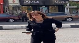 وصول الفنانة نور اللبنانية إلى كنيسة القديس كيرلس لتشييع جنازة زوجها (صور)