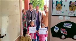 مدير الإدارة التعليمية يشيد بمدرسة دشنا بنات.. ويحيل «نجع قرين» للتحقيق لتدني نسبة الحضور