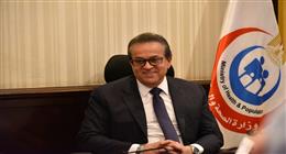 وزير الصحة يبحث إدخال الروبوتات والذكاء الاصطناعي في جراحات العظام