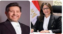 وزيرة الثقافة تطمئن الجمهور على صحة الفنان هاني شاكر بعد خضوعه لجراحة في القولون