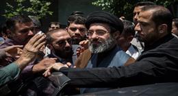 عمان والعراق يهنئان مجتبى خامنئي بعد اختياره مرشدا ثالثا لإيران خلفا لوالده
