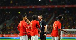 إسبانيا في ورطة بسبب مباراة منتخب مصر.. هتافات عنصرية وعقوبات منتظرة