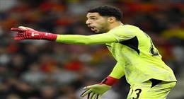 «البطل أهو».. فرحة شوبير بابنه «أوفا» بعد تأهل الفراعنة لدور الـ16 (فيديو)