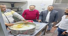 حملات مكثفة على الأسواق بالمنيا.. إعدام 350 كجم أغذية فاسدة وتحرير 28 محضرا