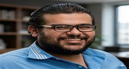 ماتت بعد ابنها بساعات.. جنازة مهيبة لطبيب ووالدته في الشرقية| عاجل