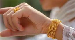 سعر جرام الذهب عيار 21 في محال الصاغة اليوم الجمعة 10-4-2026