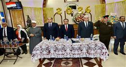محافظ المنوفية يزور مقر الكنيسة الإنجيلية لتقديم التهنئة بعيد القيامة المجيد