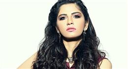 تعرض الفنانة أميرة هاني لوعكة صحية مفاجئة