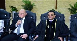 رئيس جامعة سوهاج: أعيادنا تجمعنا.. وزياراتنا للكنائس رسالة محبة وسلام