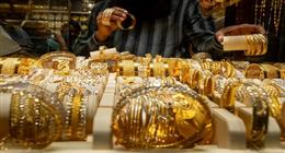 عاجل| تراجع كبير في سعر الذهب بالصاغة خلال منتصف التعاملات