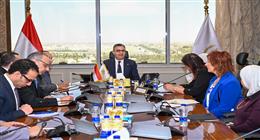 وزير التموين يبحث تعزيز التعاون في الأمن الغذائي مع مسؤولي برنامج الأغذية العالمي