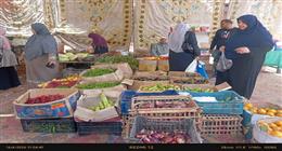 إقبال على أسواق اليوم الواحد في الغربية.. تخفيضات تصل إلى 30%