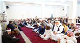 محافظ مطروح يلتقى أهالي قرية أطنوح للاستماع إلى مطالبهم