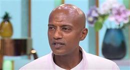 بتعليق طريف.. أمير صلاح الدين يعلق على عودة بطل قصة «حكاية نرجس» لعائلته