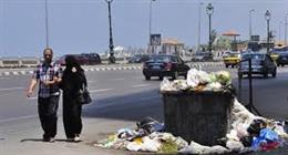 غرامة تصل إلى 100 ألف جنيه.. عقوبة إلقاء القمامة والفرز في الأماكن غير المخصصة