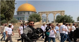 المسجد الأقصى المبارك في مرمى انتهاكات المستوطنين وقوات الاحتلال الإسرائيلي.. ماذا حدث؟